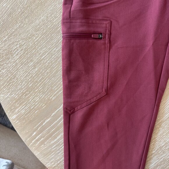 New! Figs Zamora 2.0 Petite Jogger Size XXS in Mauve Pink - Picture 11 of 12